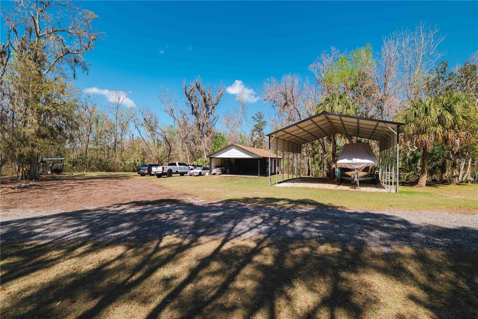 TUCKER HILLS - Residential