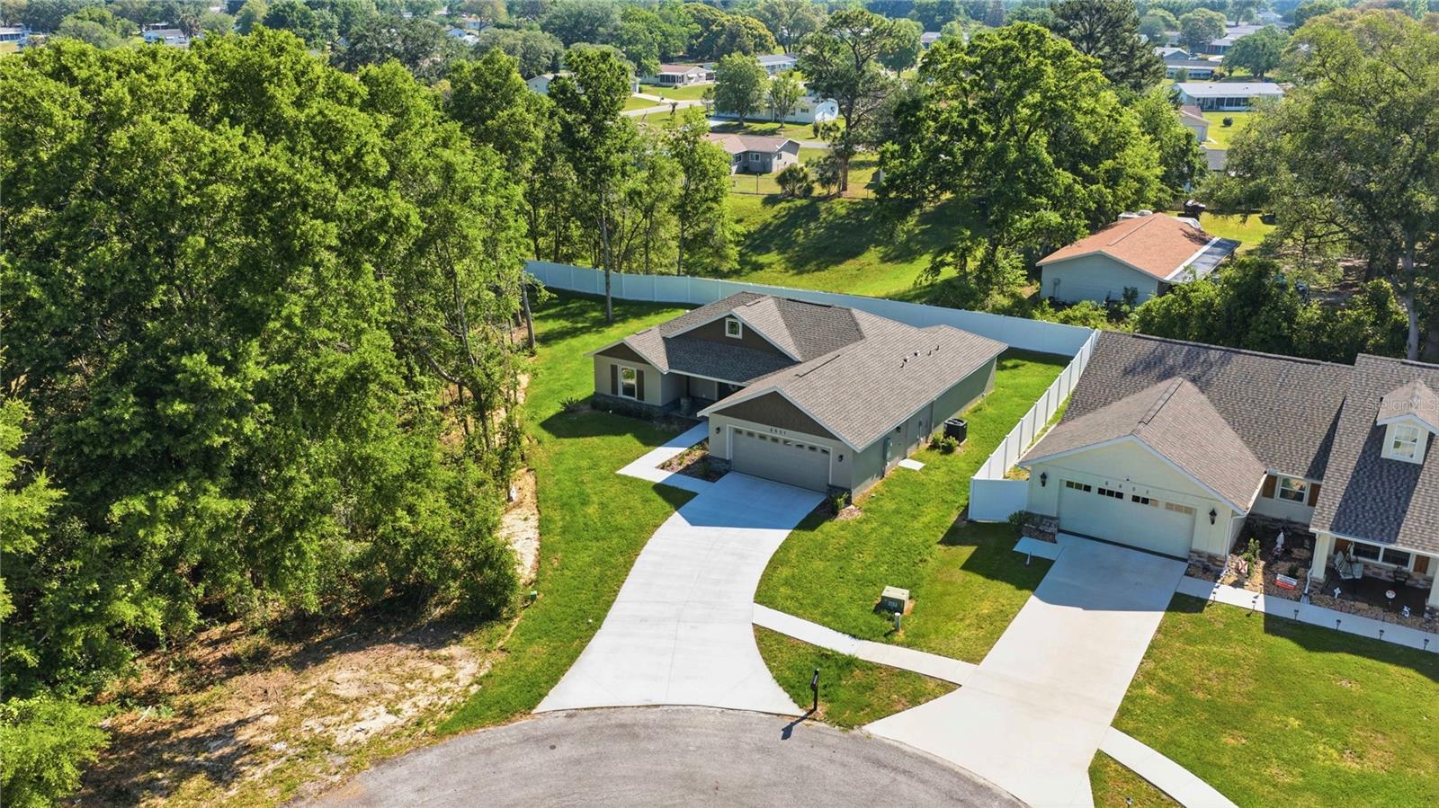 OAK RIDGE ESTATE - Residential