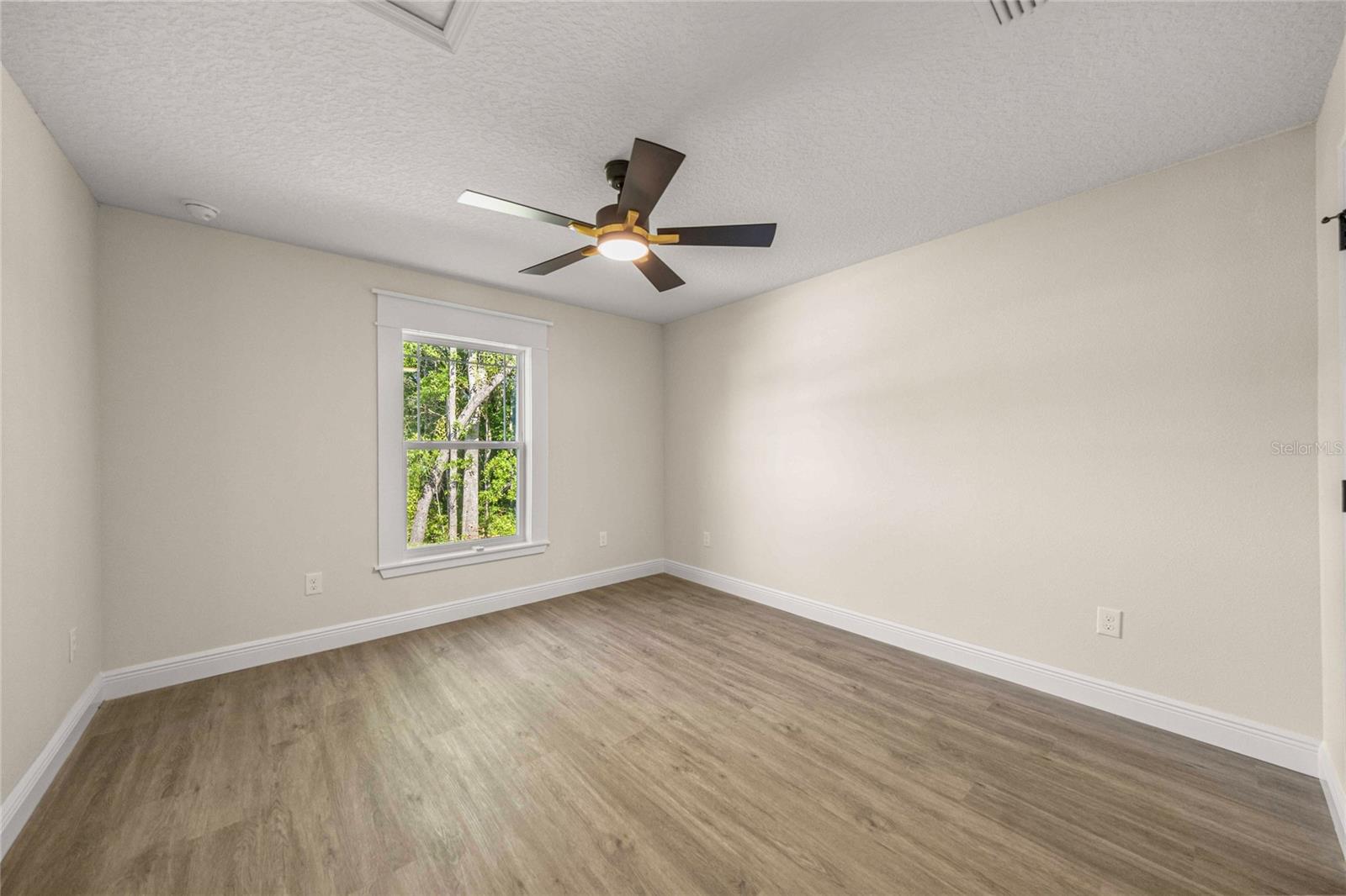 OAK RIDGE ESTATE - Residential