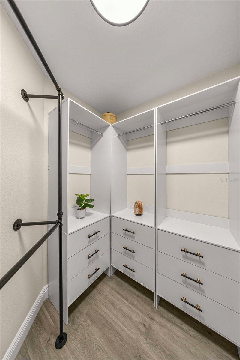 OAK RIDGE ESTATE - Residential