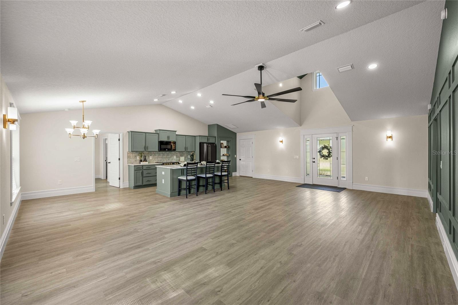 OAK RIDGE ESTATE - Residential