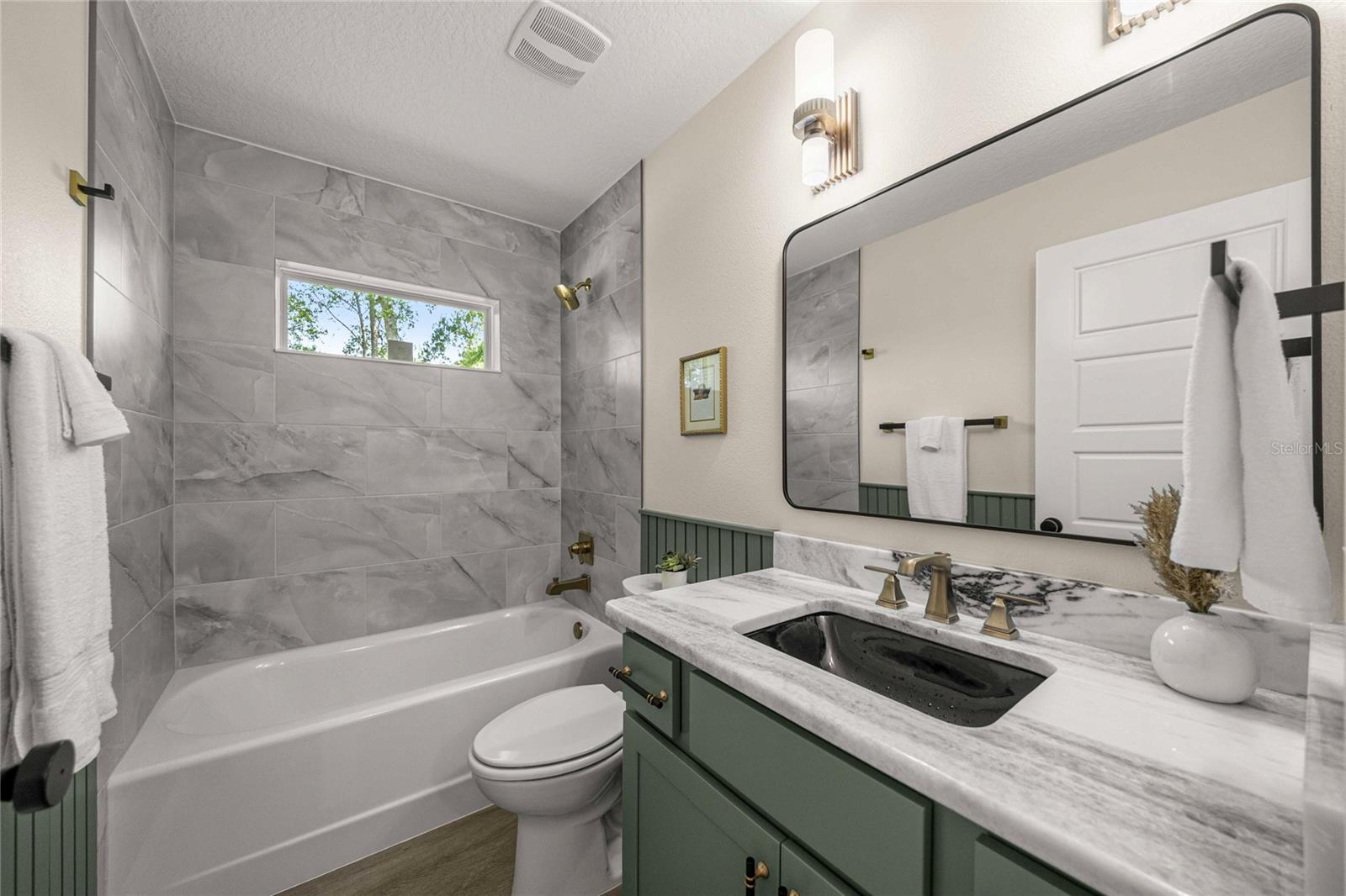 OAK RIDGE ESTATE - Residential