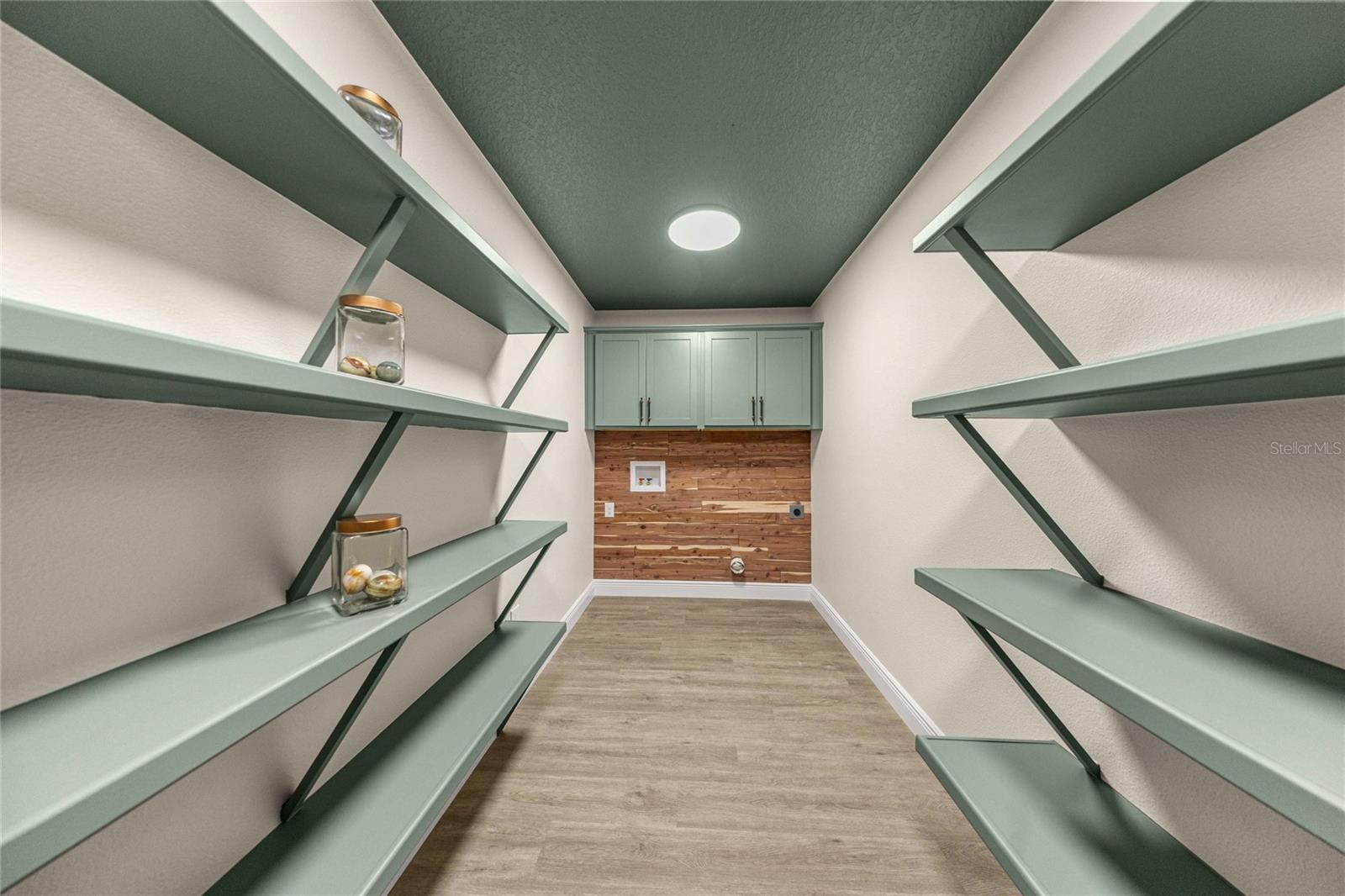 OAK RIDGE ESTATE - Residential