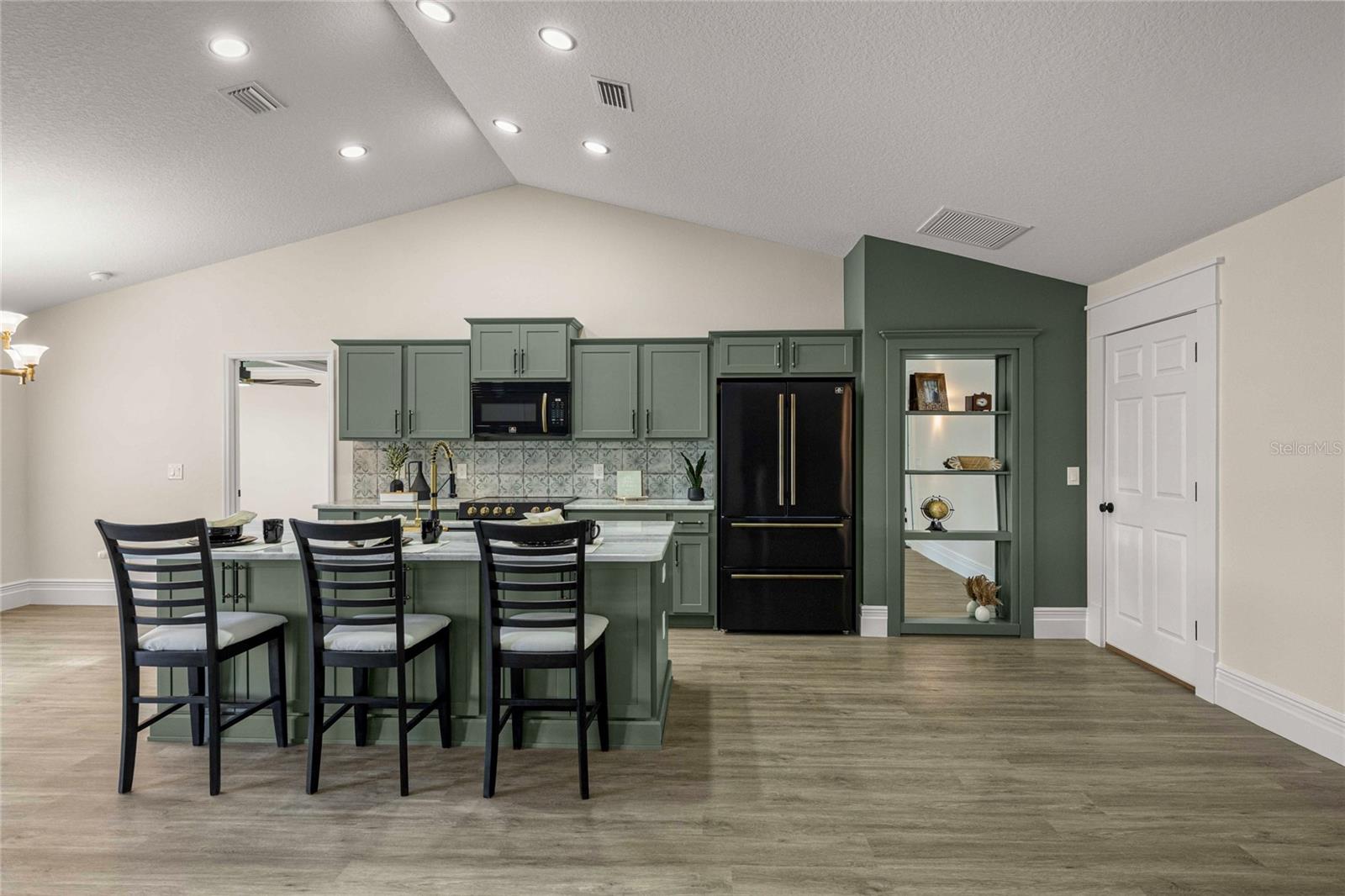 OAK RIDGE ESTATE - Residential