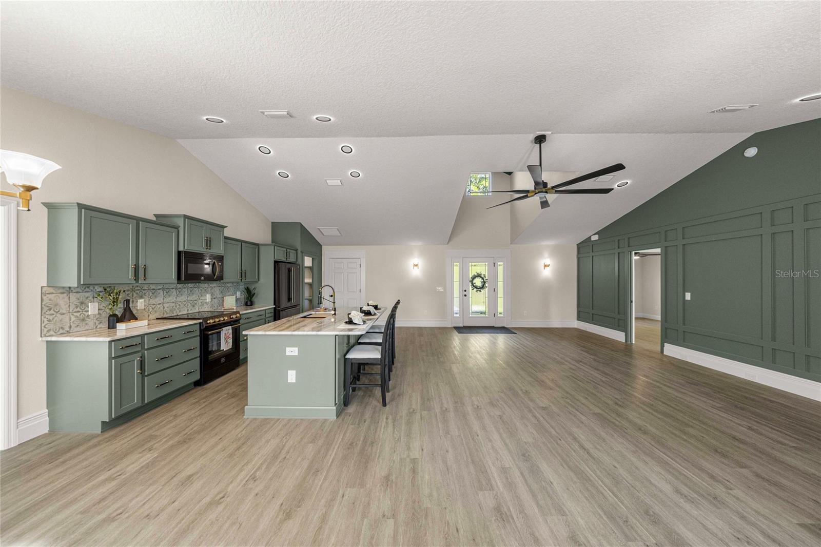 OAK RIDGE ESTATE - Residential