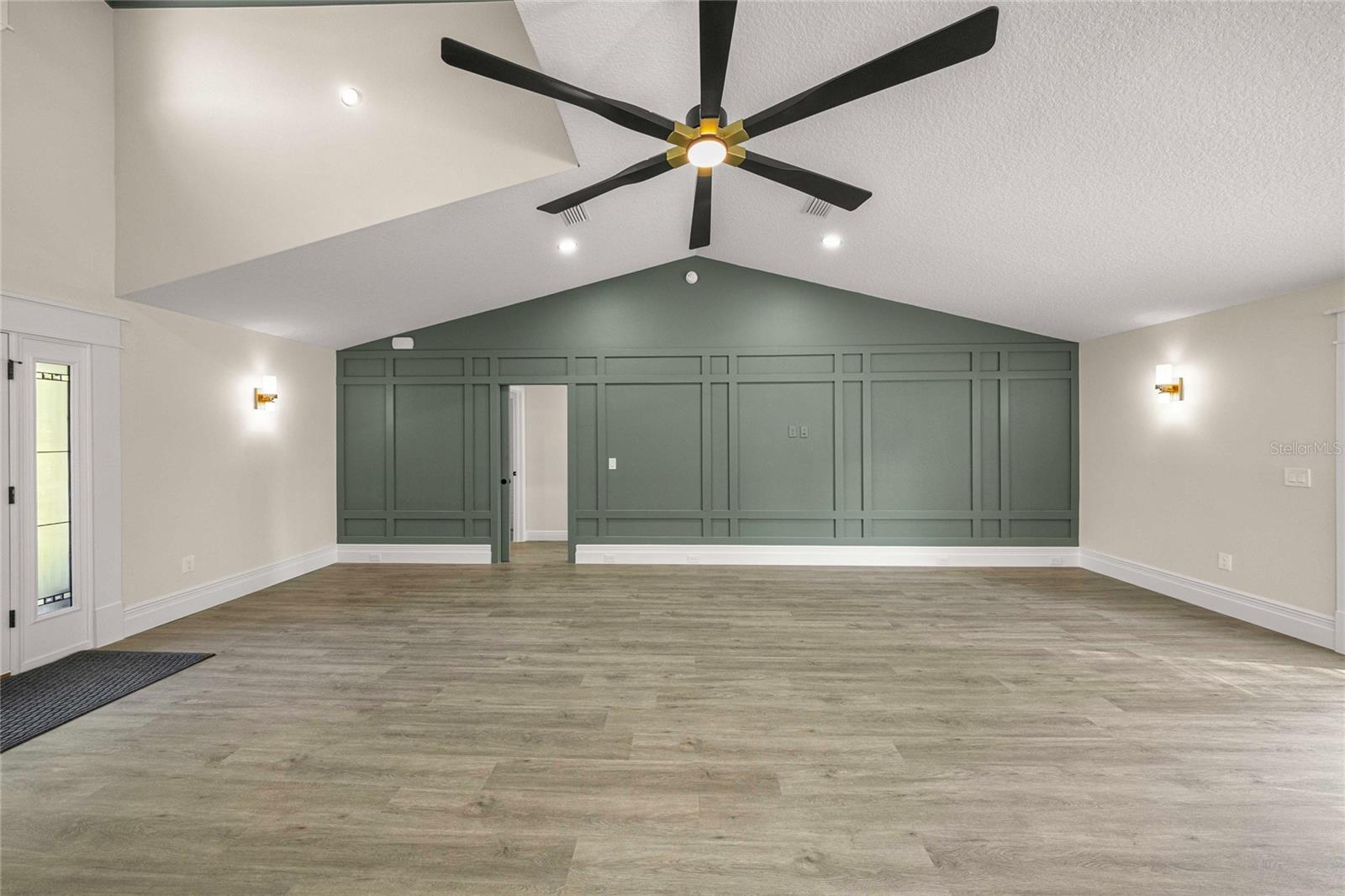 OAK RIDGE ESTATE - Residential