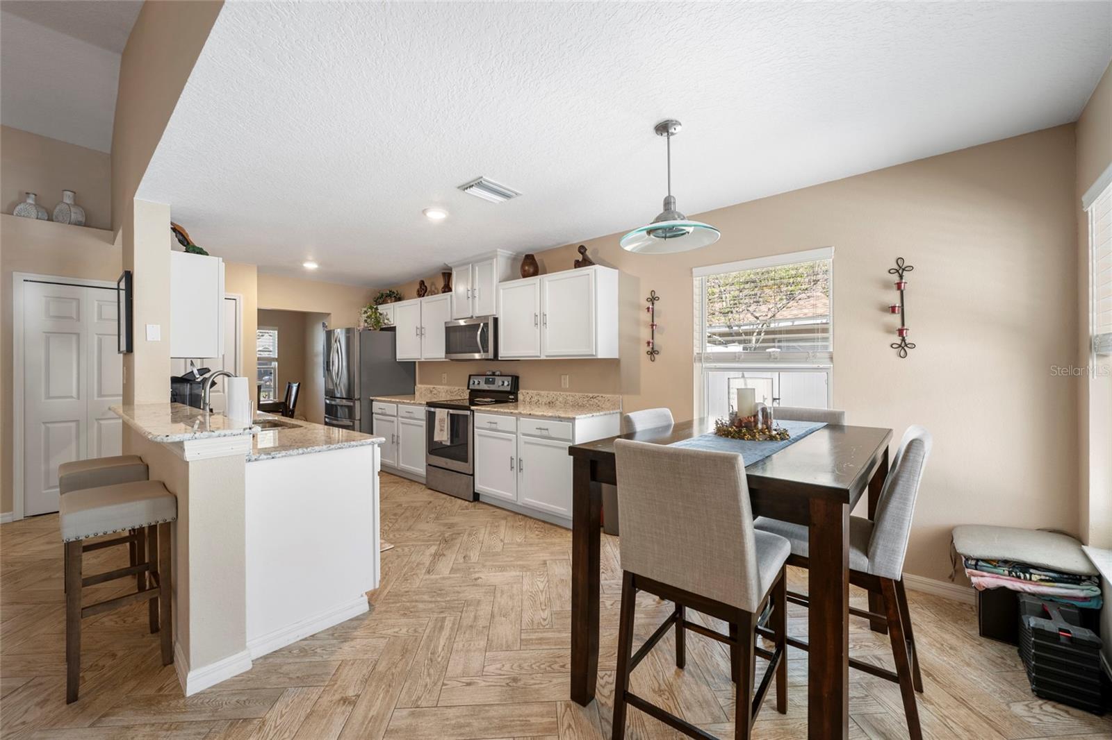 KINGSFIELD PH IV - Residential