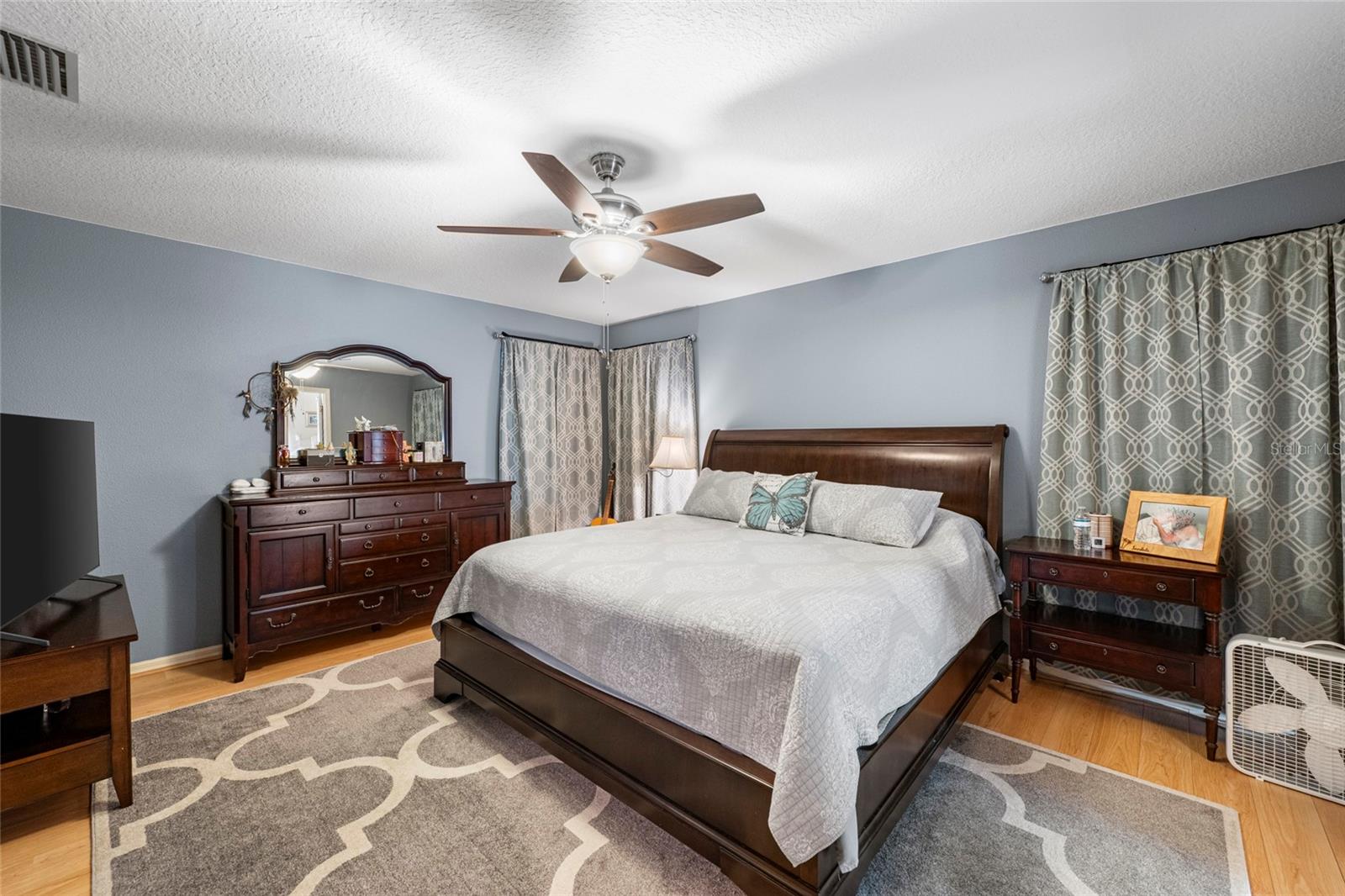 KINGSFIELD PH IV - Residential