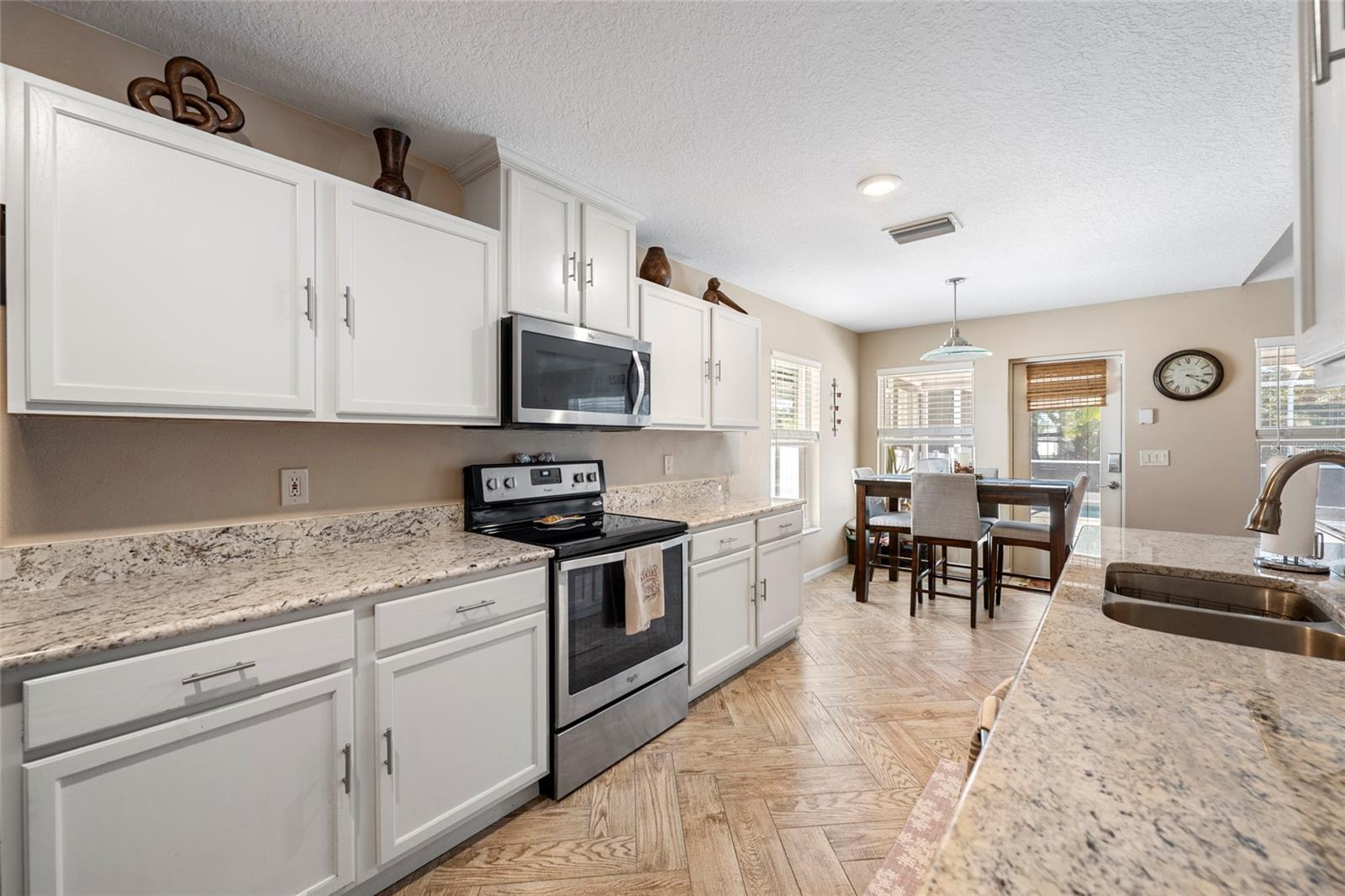 KINGSFIELD PH IV - Residential