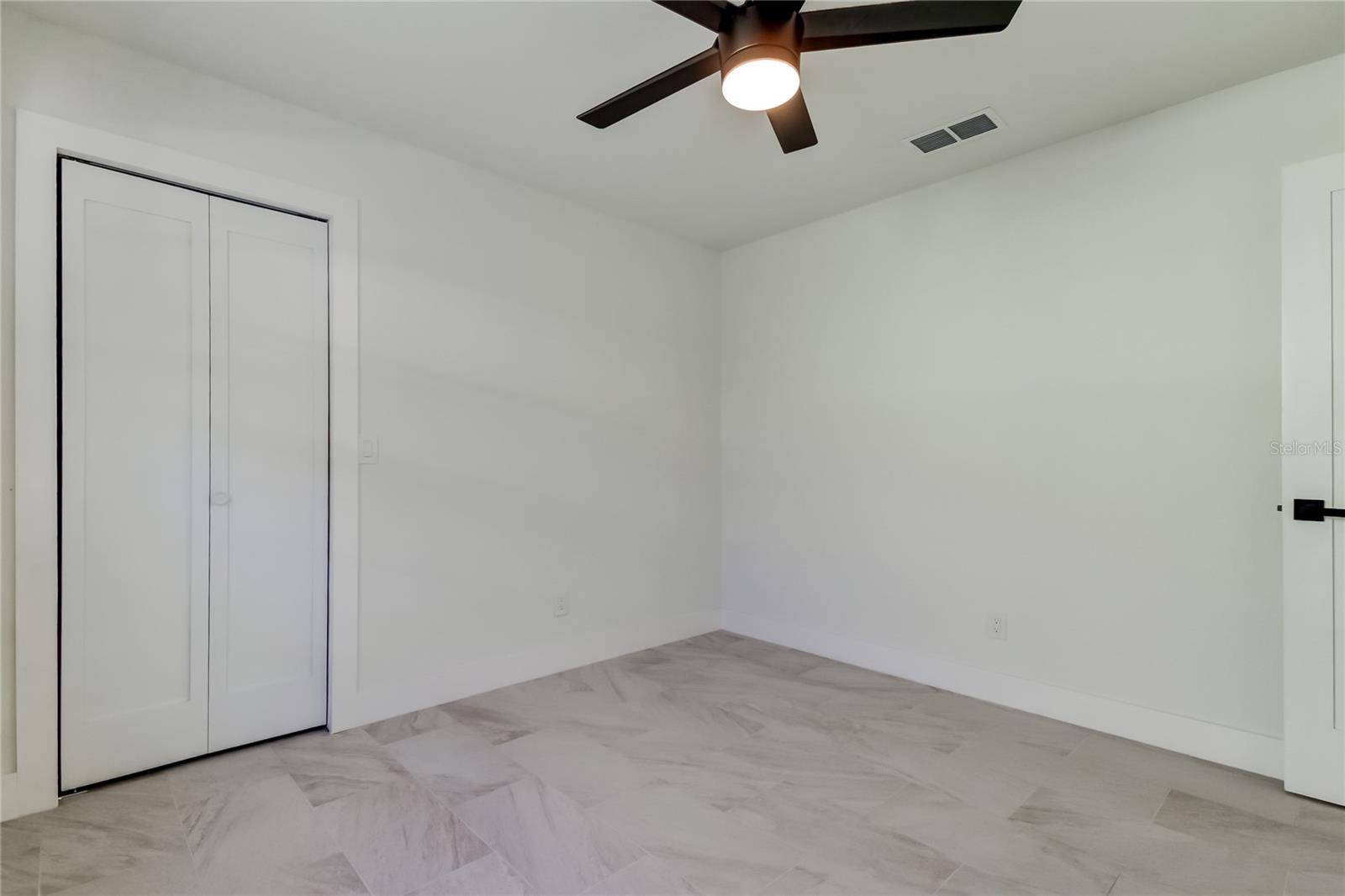 SOMERSET LAKES UNIT THREE PH TWO - Residential