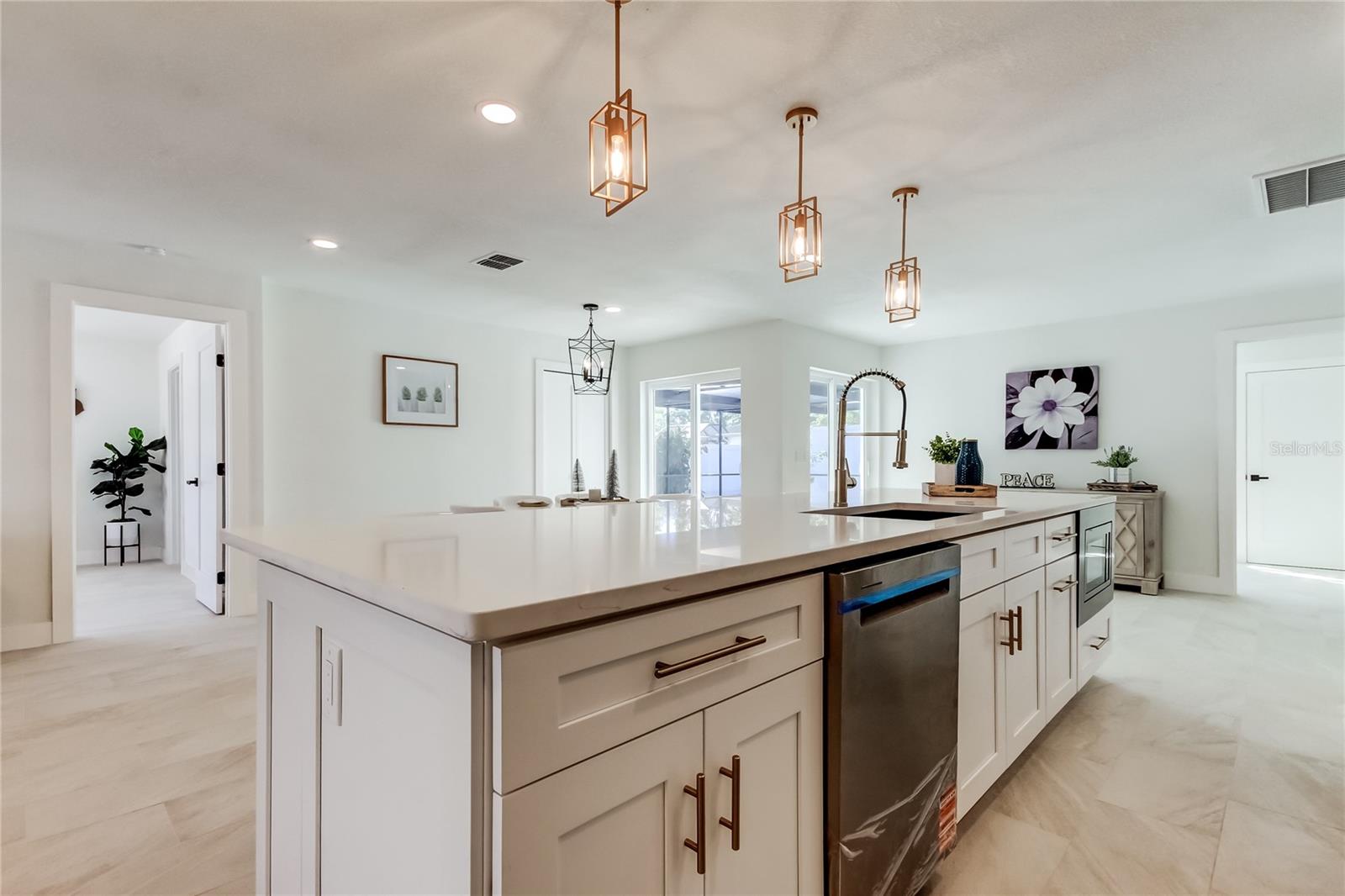 SOMERSET LAKES UNIT THREE PH TWO - Residential