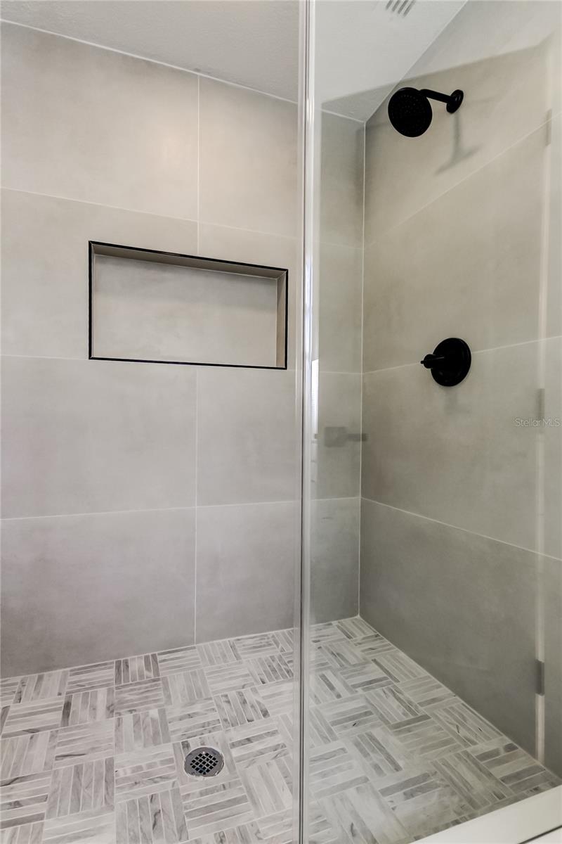 SOMERSET LAKES UNIT THREE PH TWO - Residential