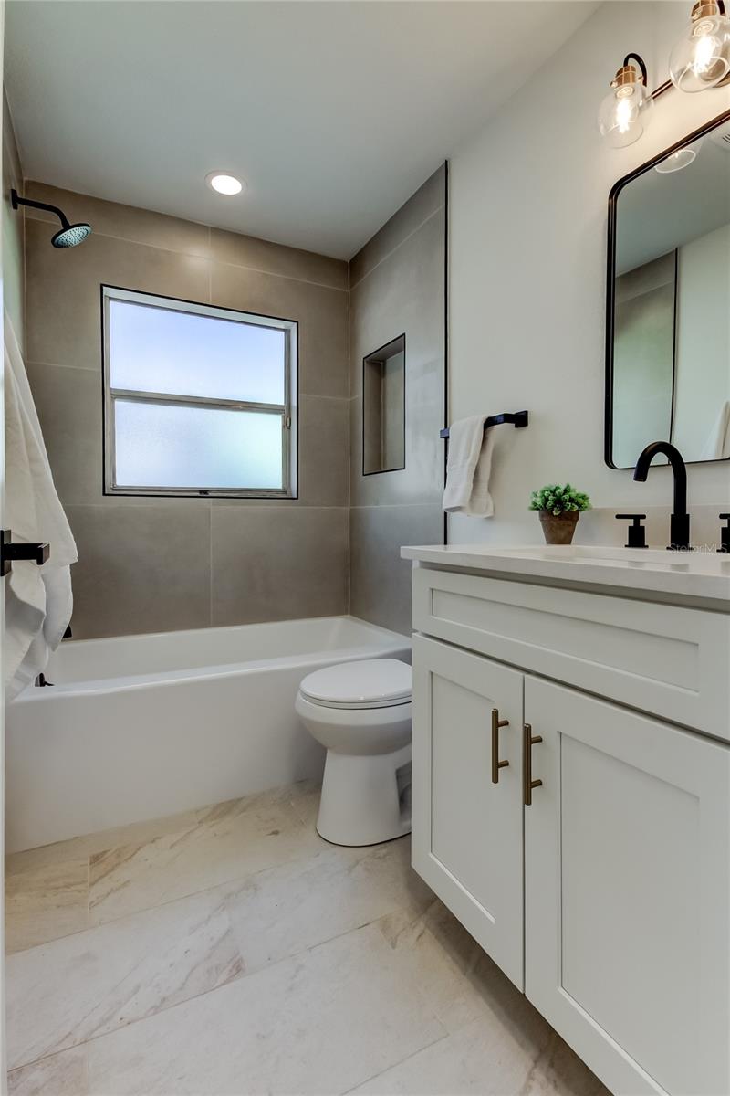 SOMERSET LAKES UNIT THREE PH TWO - Residential