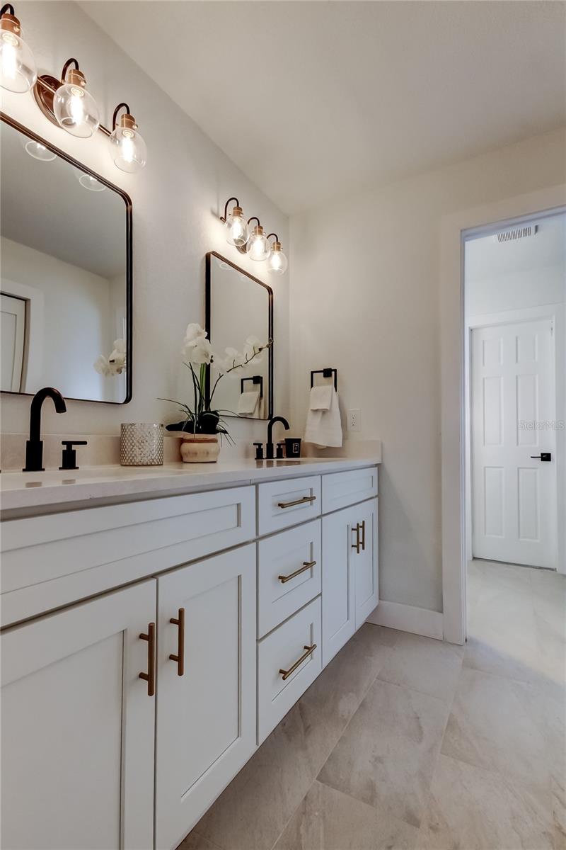 SOMERSET LAKES UNIT THREE PH TWO - Residential