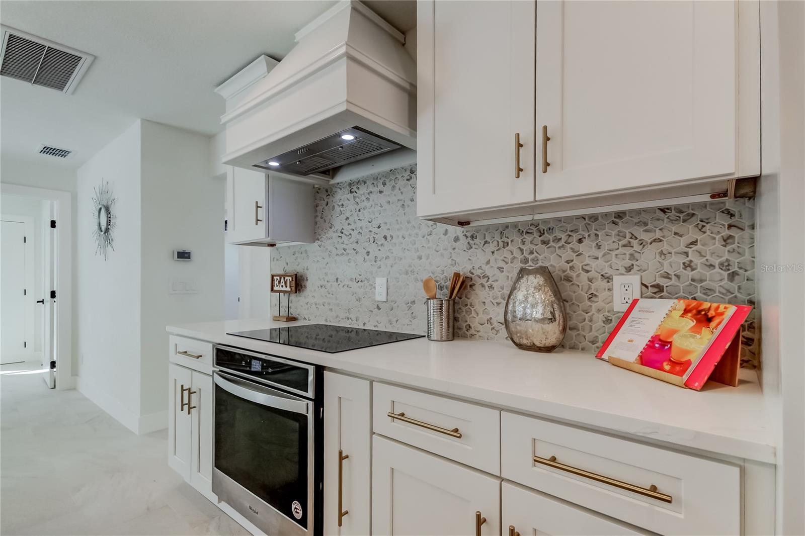 SOMERSET LAKES UNIT THREE PH TWO - Residential