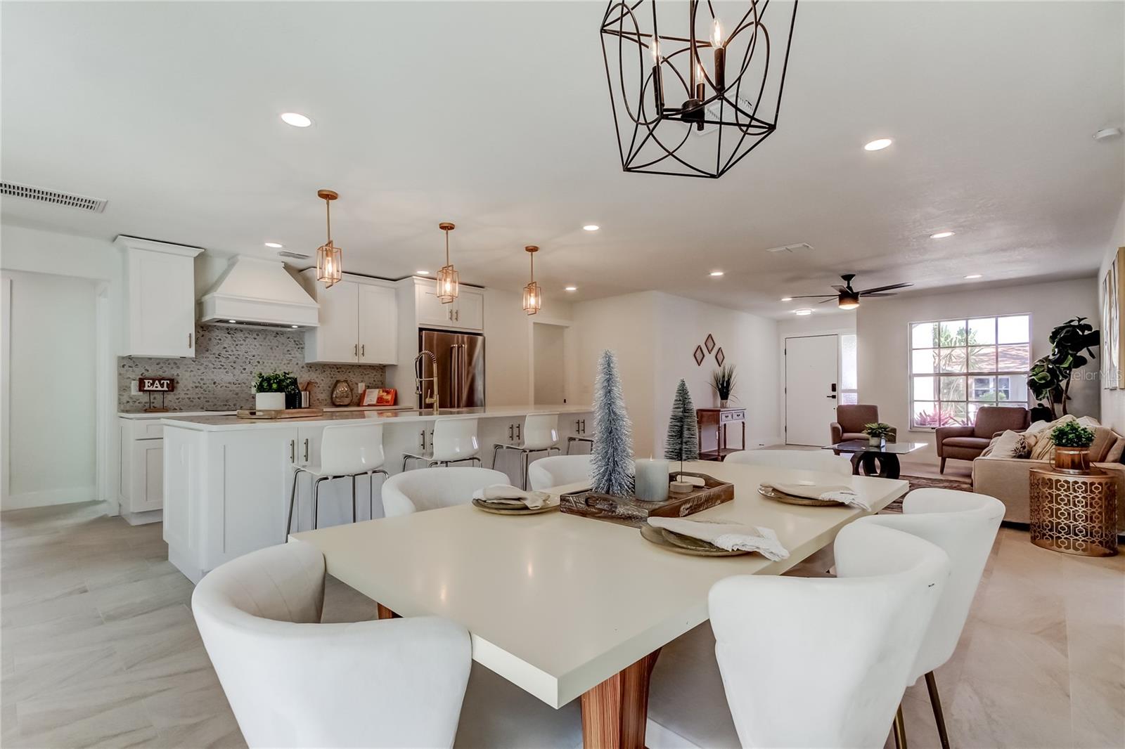 SOMERSET LAKES UNIT THREE PH TWO - Residential