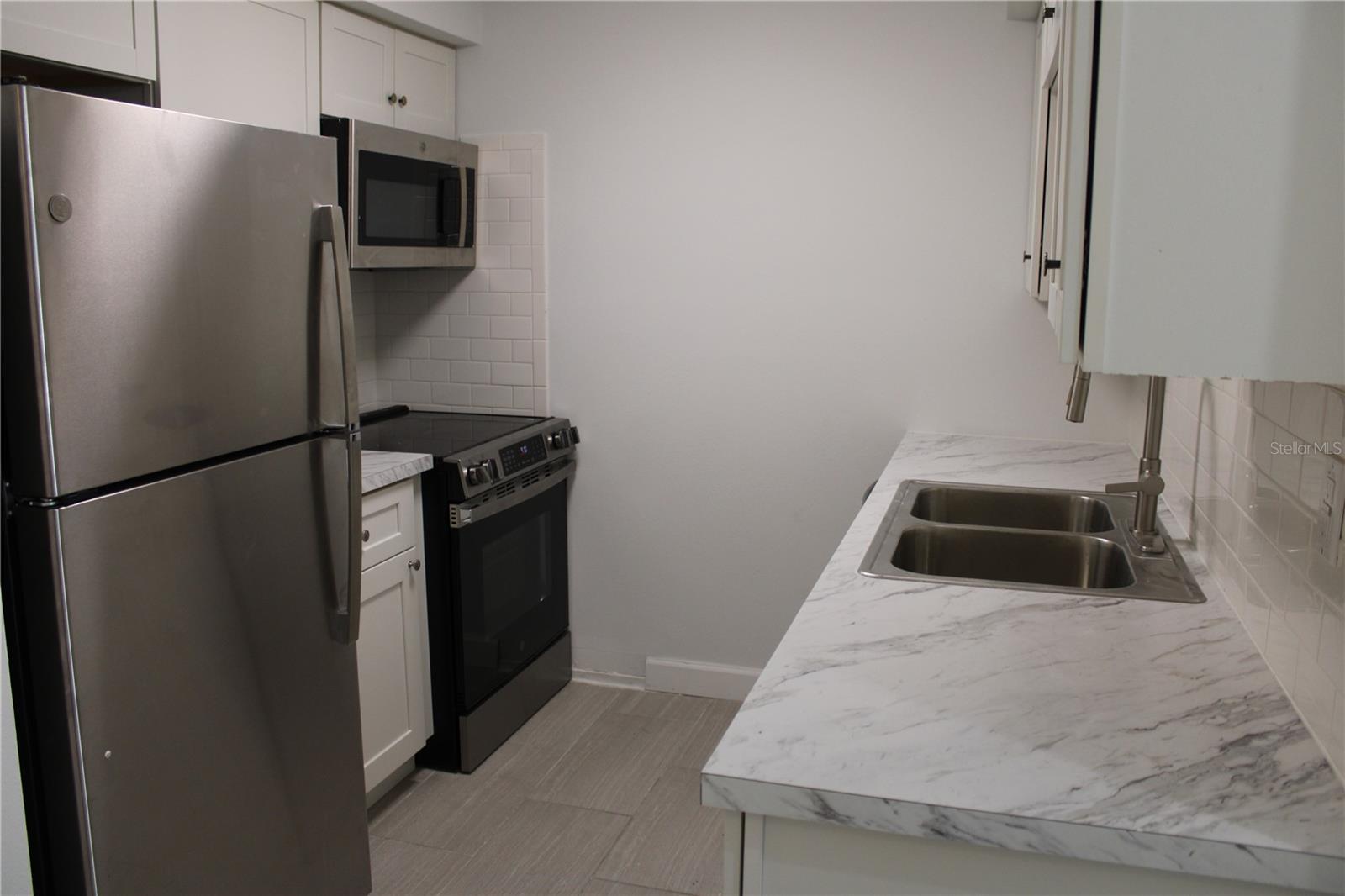 GARDENS BEACON SQUARE - Residential