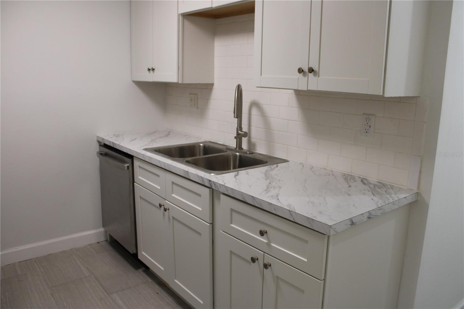 GARDENS BEACON SQUARE - Residential