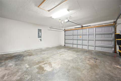 Tiny photo for 500 NE 52nd Court, Ocala, FL 34470 (MLS # OM729240)