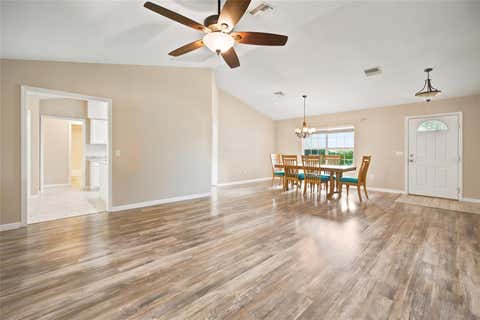 Tiny photo for 500 NE 52nd Court, Ocala, FL 34470 (MLS # OM729240)