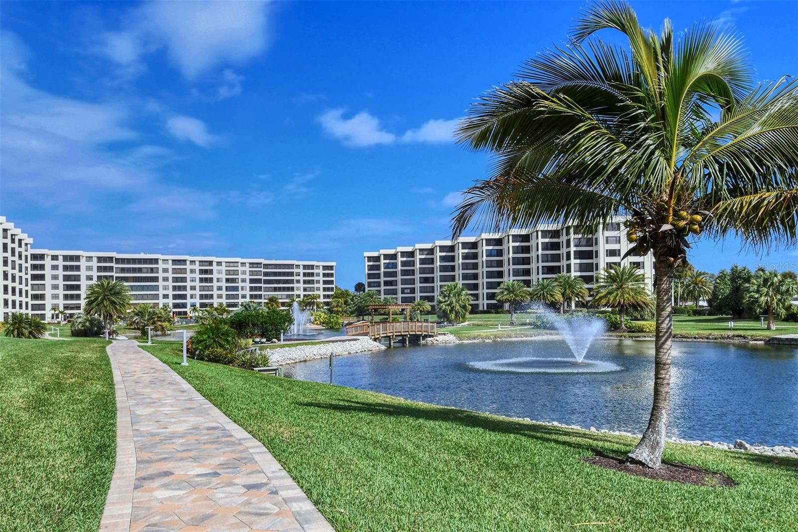 GULF & BAY CLUB PH 5 - Residential