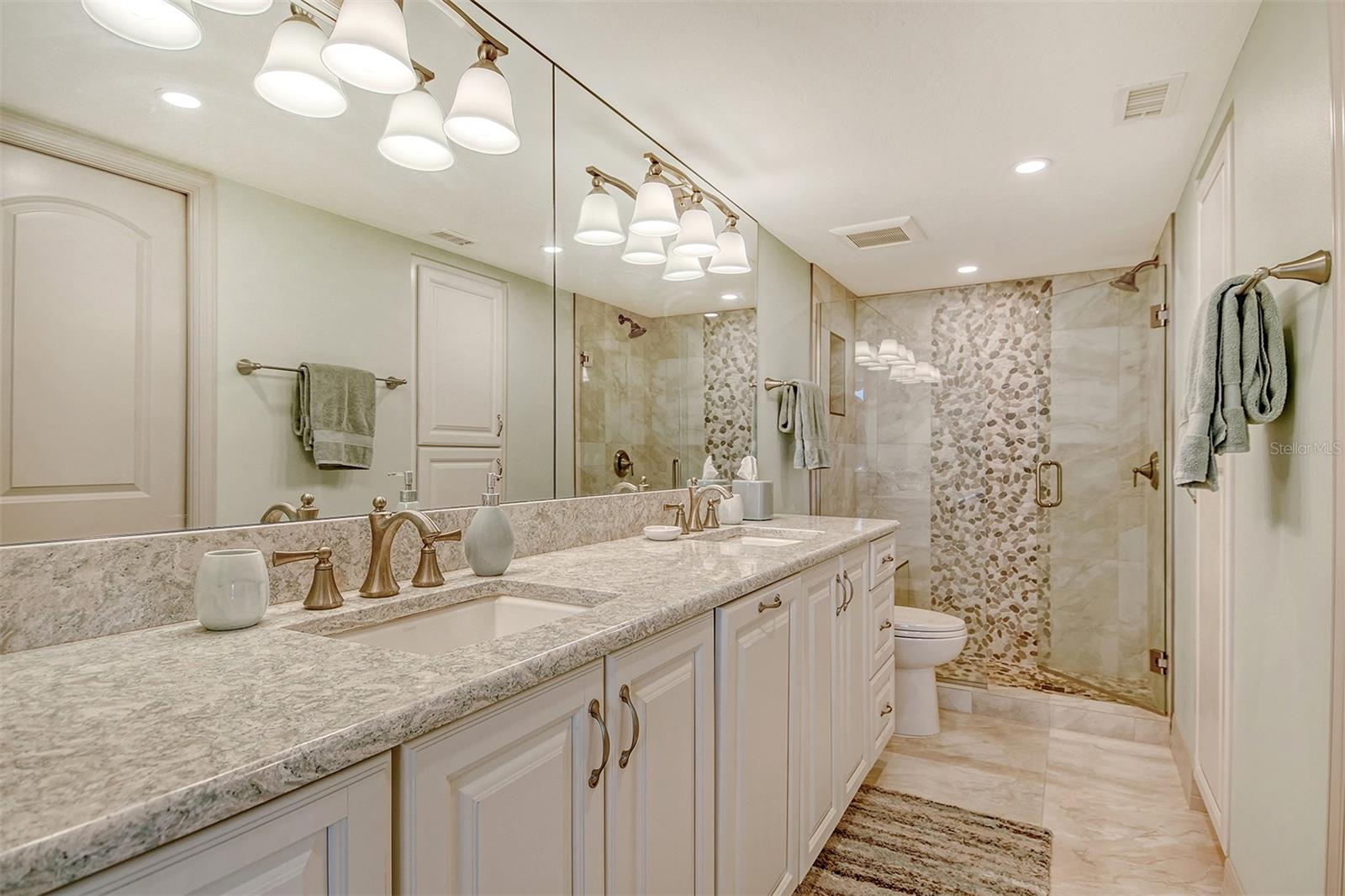 GULF & BAY CLUB PH 5 - Residential