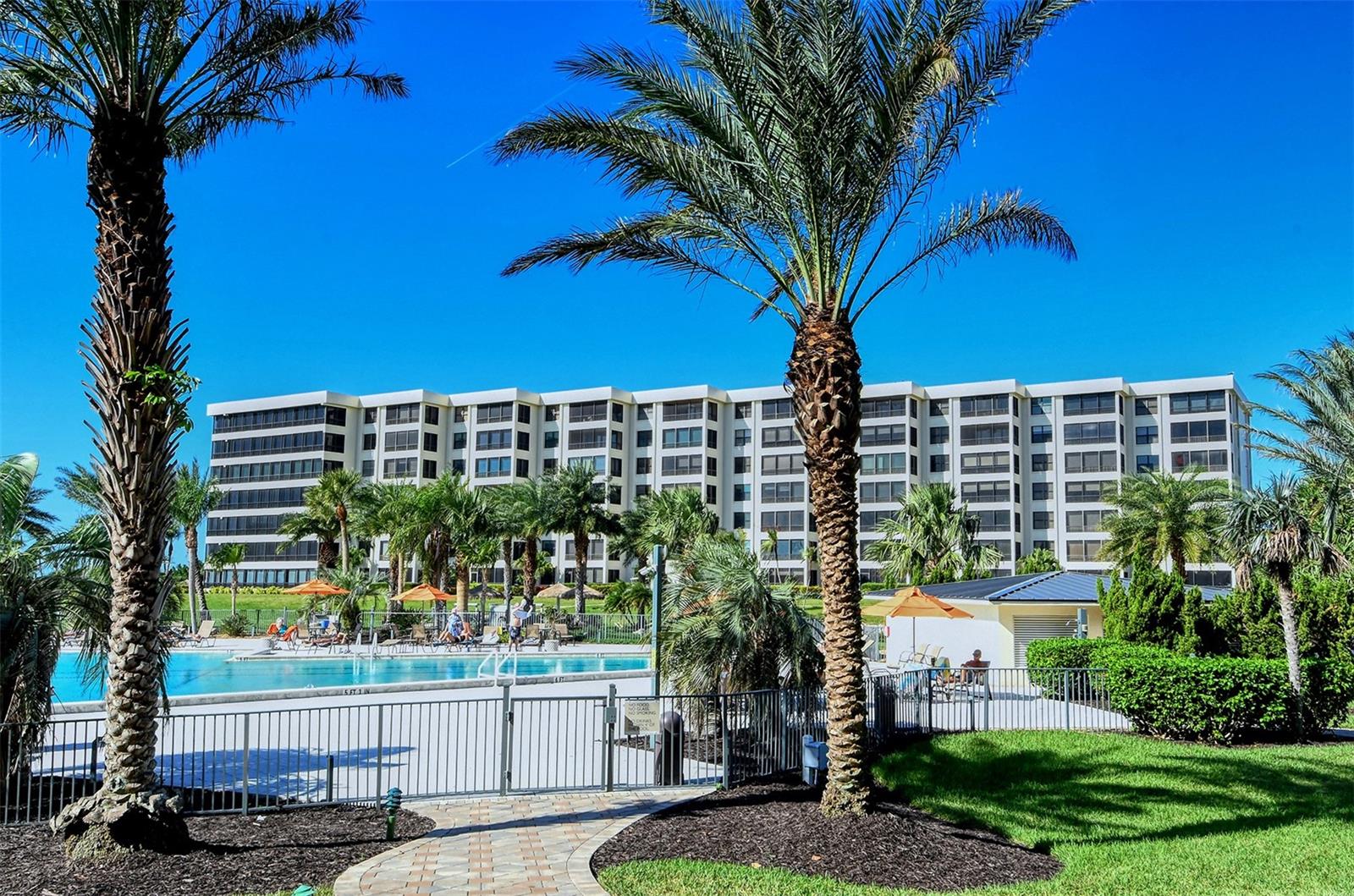 GULF & BAY CLUB PH 5 - Residential