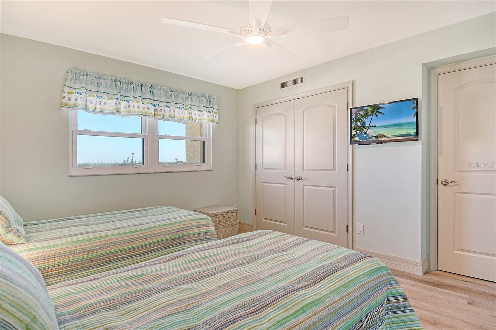 GULF & BAY CLUB PH 5 - Residential