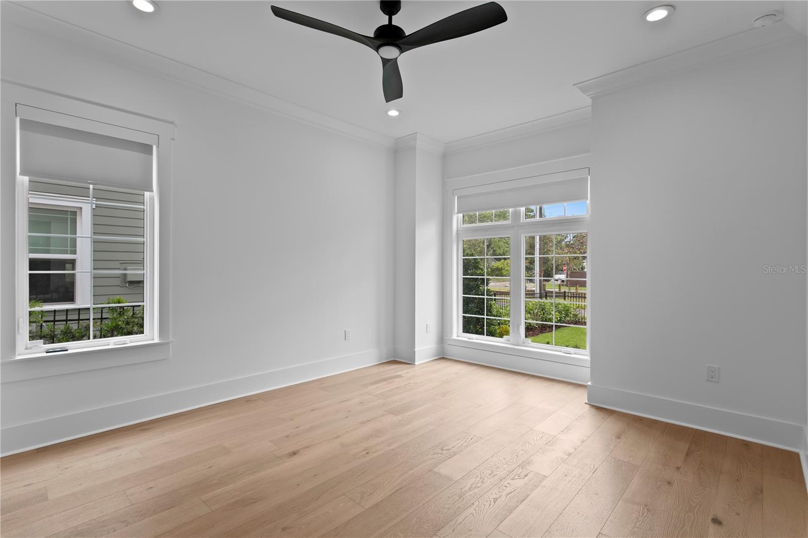 RIDGEWOOD PARK - Residential