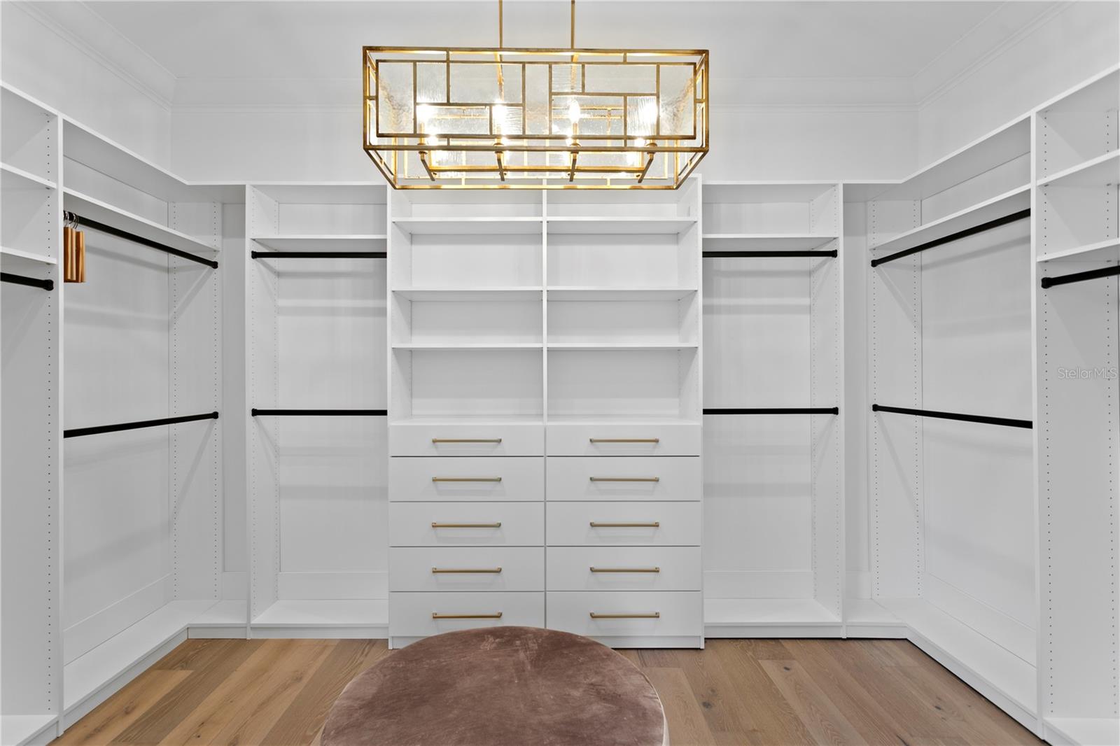 RIDGEWOOD PARK - Residential