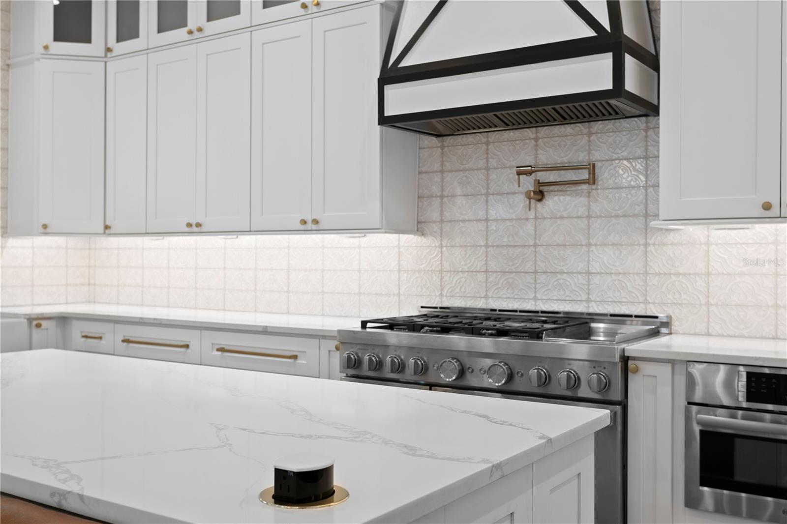 RIDGEWOOD PARK - Residential