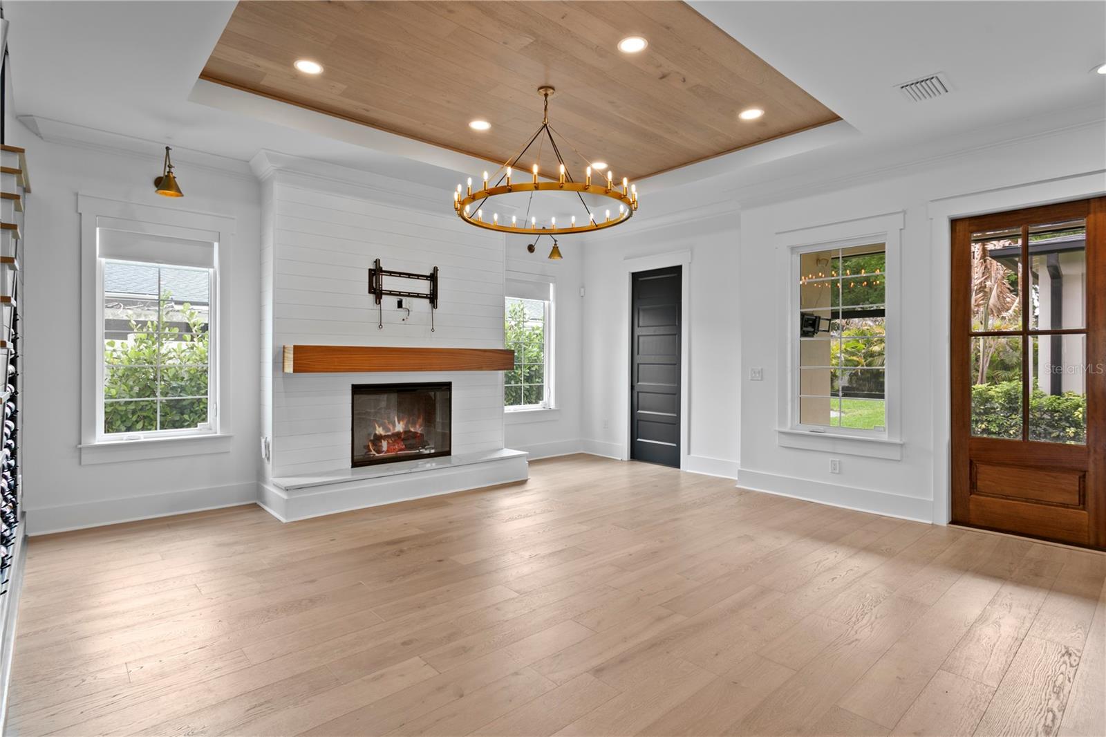 RIDGEWOOD PARK - Residential