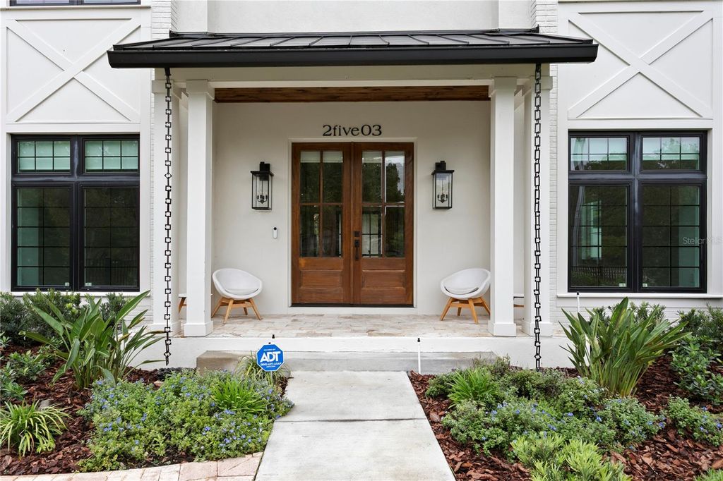 Photo of 2503 N Glenwood Drive, Tampa, FL 33602 (MLS # TB8495413)