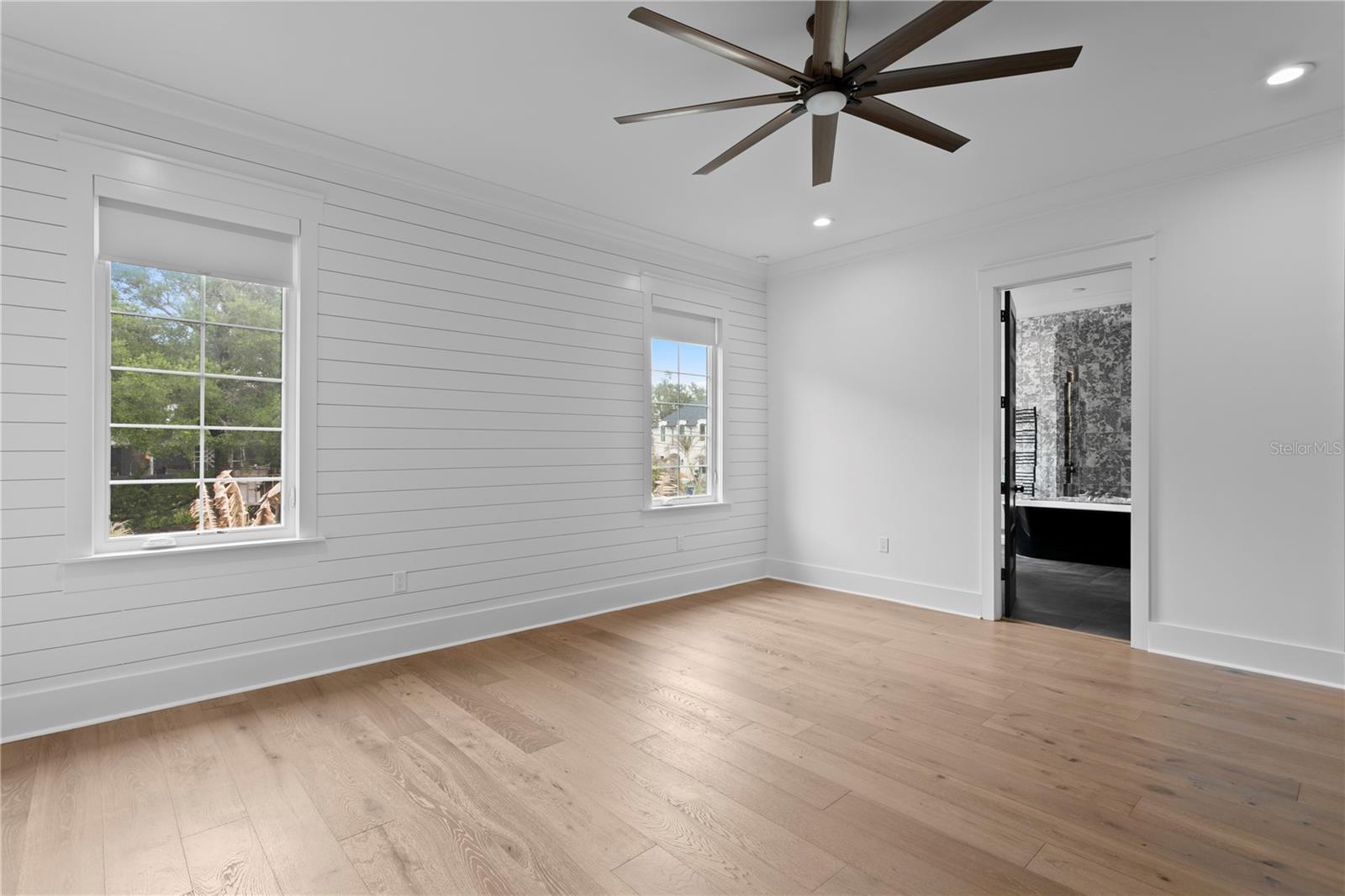 RIDGEWOOD PARK - Residential