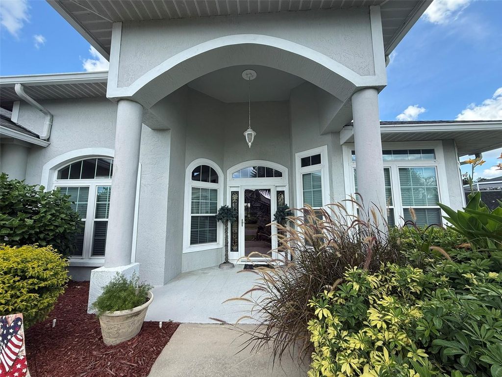 Photo of 7023 Hazeltine Circle, Lakeland, FL 33810 (MLS # L4953692)