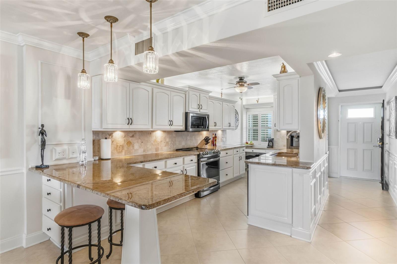 WHISPERING SANDS SEC 7 - Residential