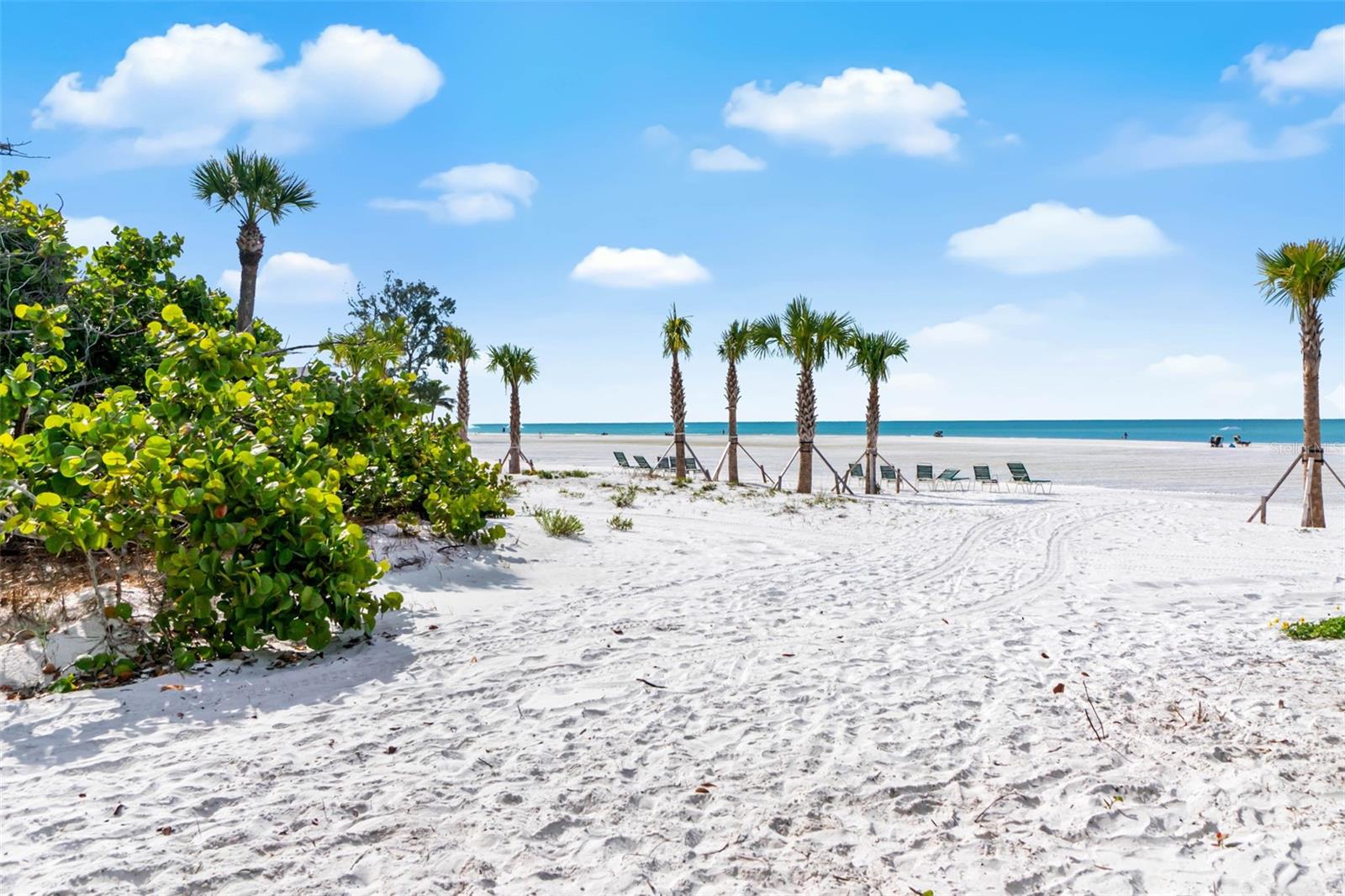 WHISPERING SANDS SEC 7 - Residential