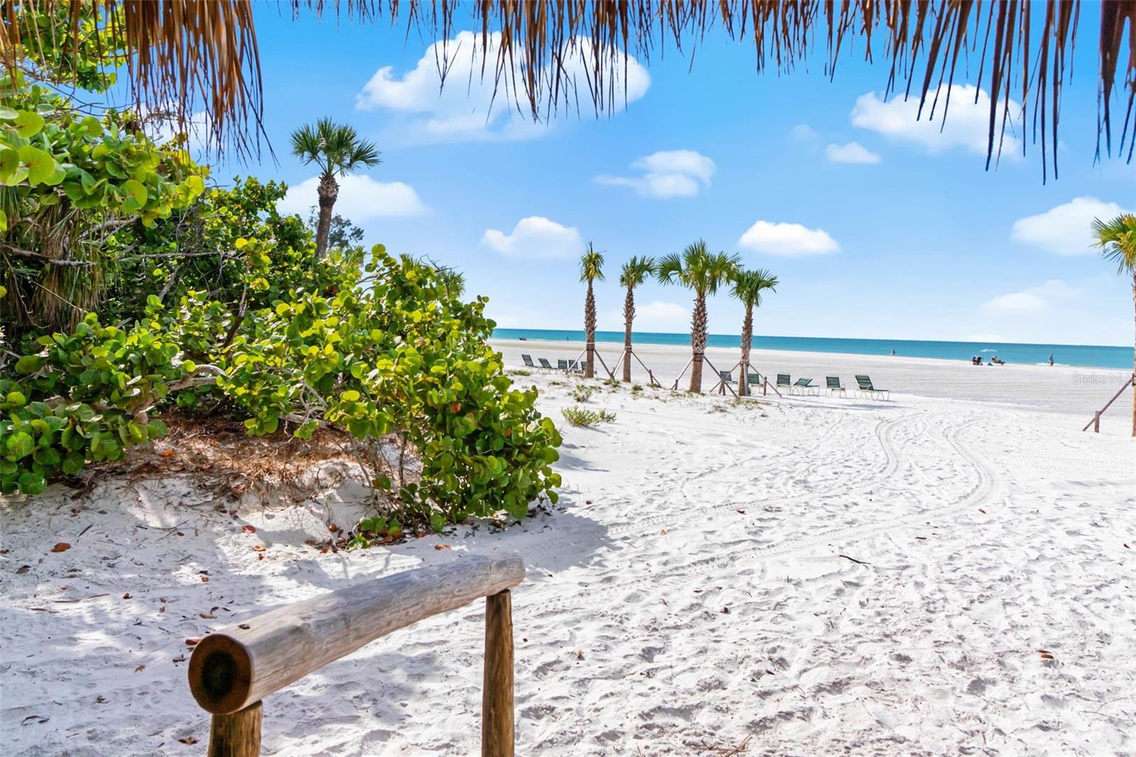 WHISPERING SANDS SEC 7 - Residential