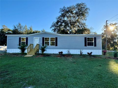 A home in HOMOSASSA