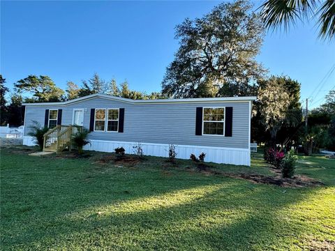 A home in HOMOSASSA