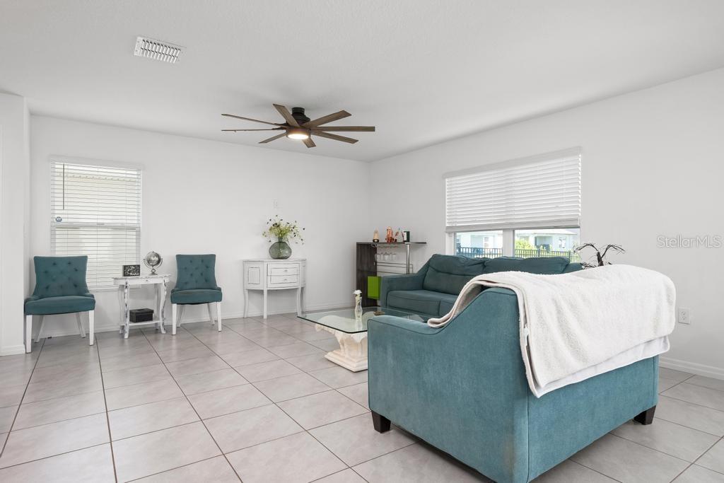 EVERGREEN PH I - Residential Lease