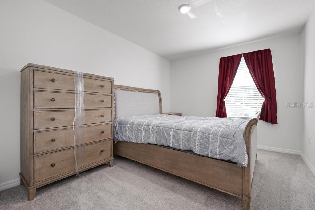 EVERGREEN PH I - Residential Lease