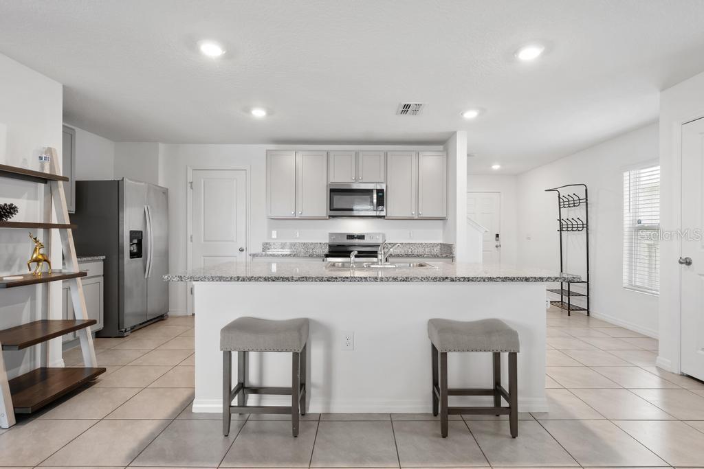 EVERGREEN PH I - Residential Lease