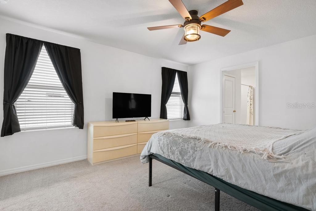 EVERGREEN PH I - Residential Lease