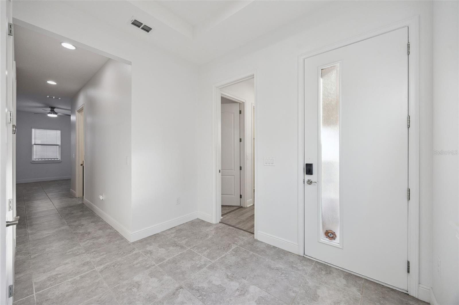 5013 E FOUNTAINWOOD DRIVE