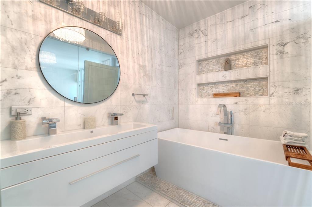 CONDADO BEACH - Residential