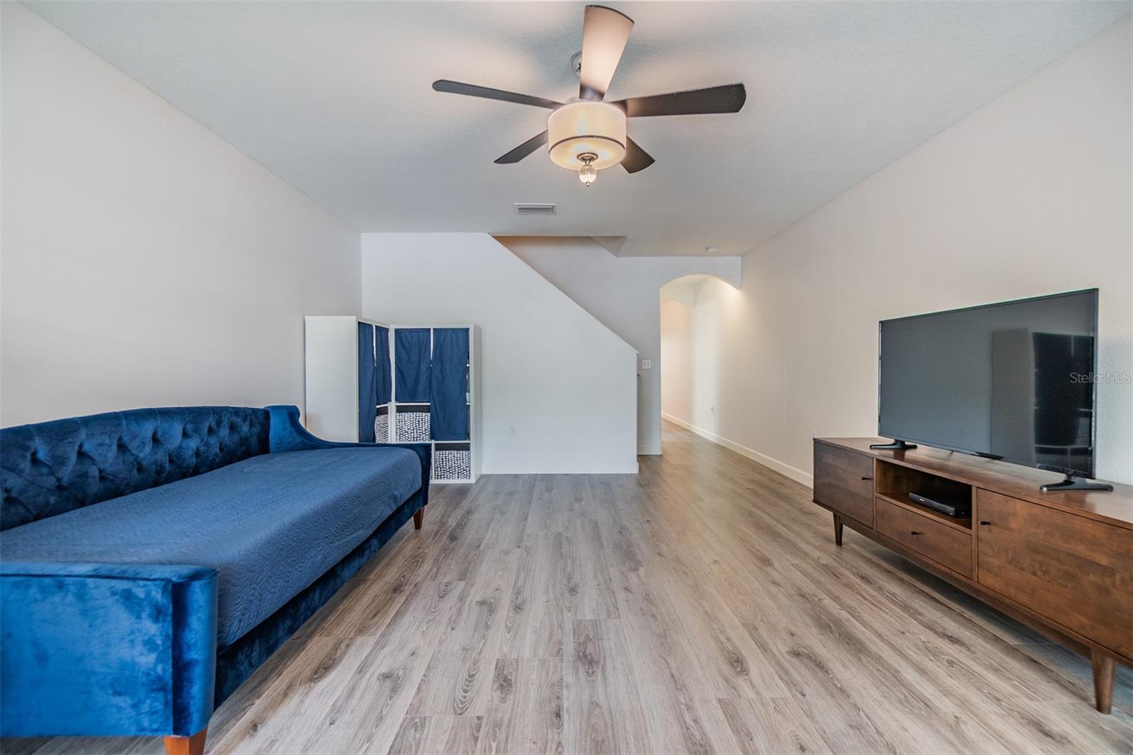 10906 KEYS GATE DRIVE