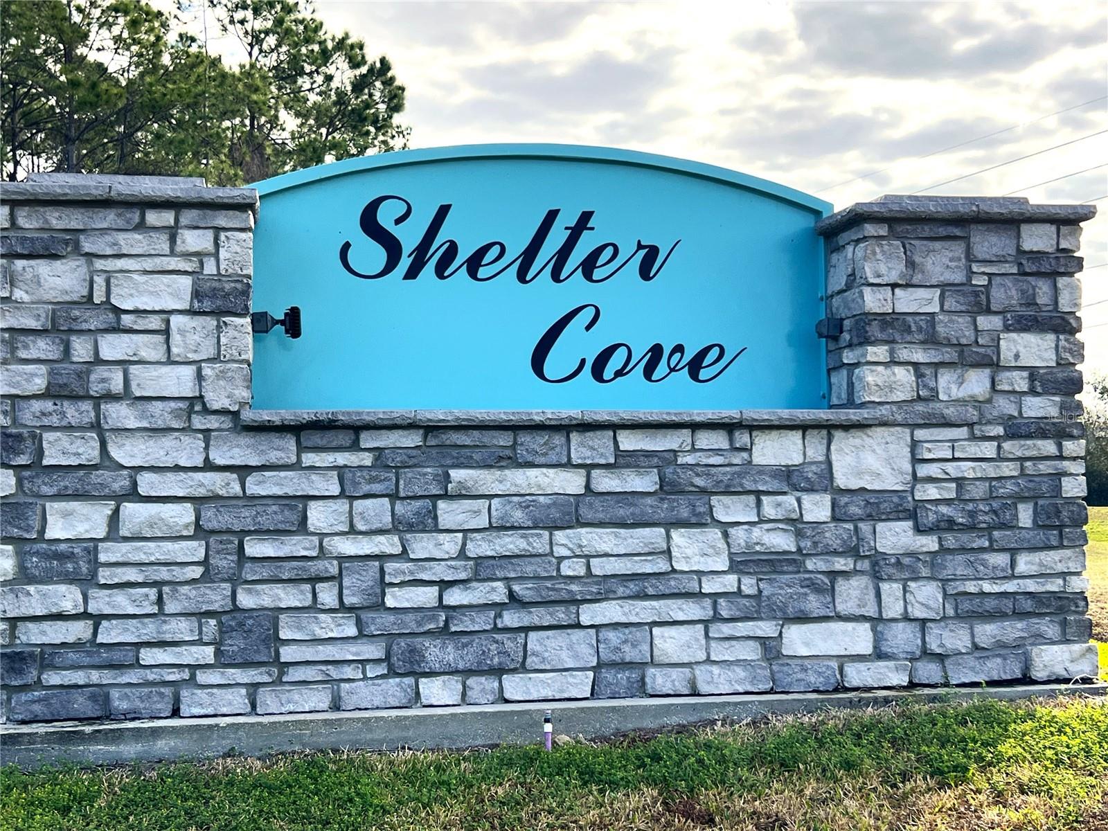 SHELTER COVE - Land