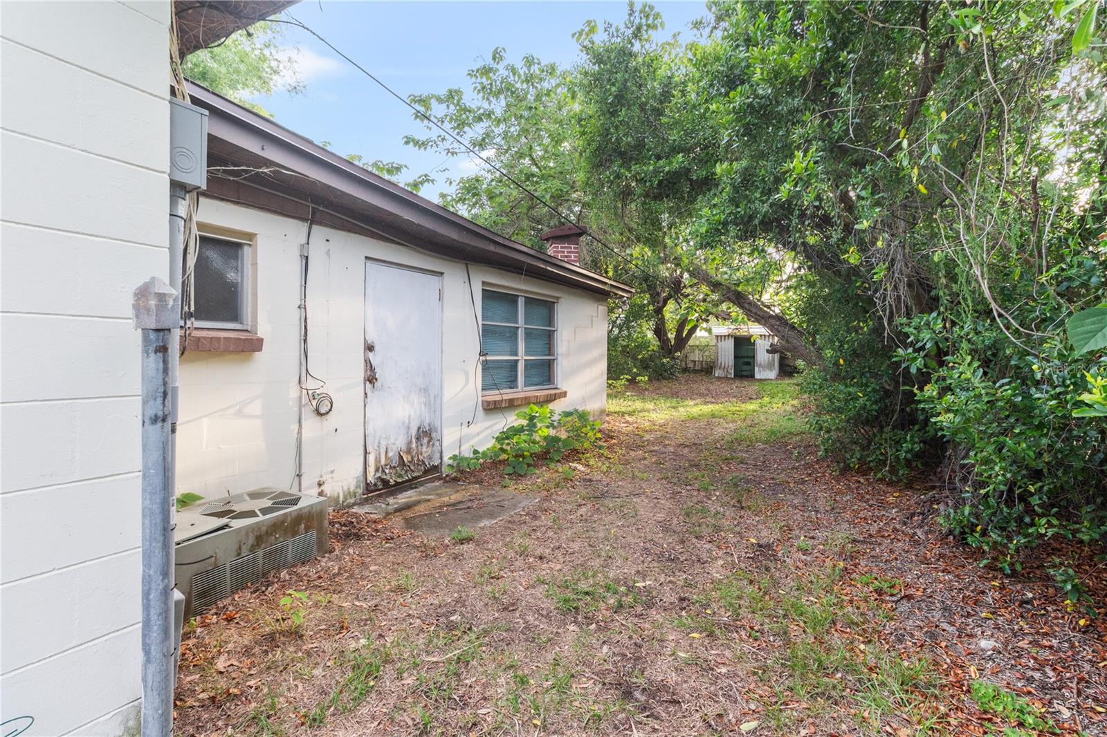 ELIZABETH COURT - Residential