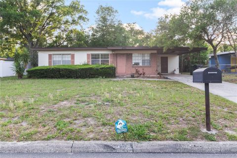 Photo of 8706 Ednam Place, Tampa, FL 33604 (MLS # TB8499690)